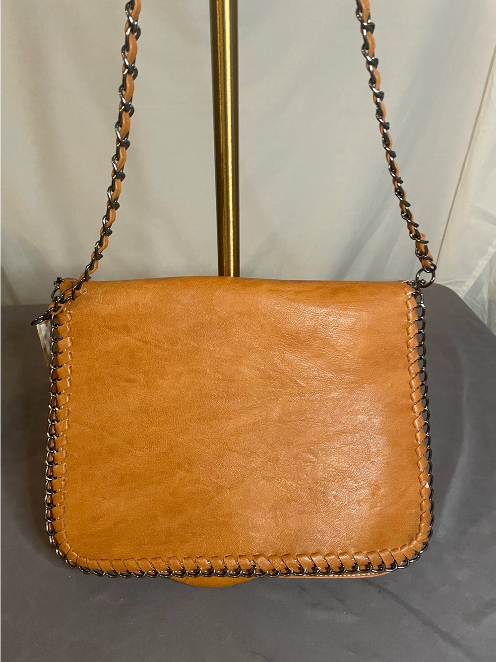 Women’s Taleen Tan Leather Chain-Trim Shoulder Bag